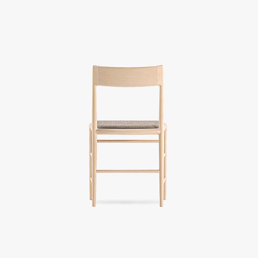 Chairs – Time & Style ēdition